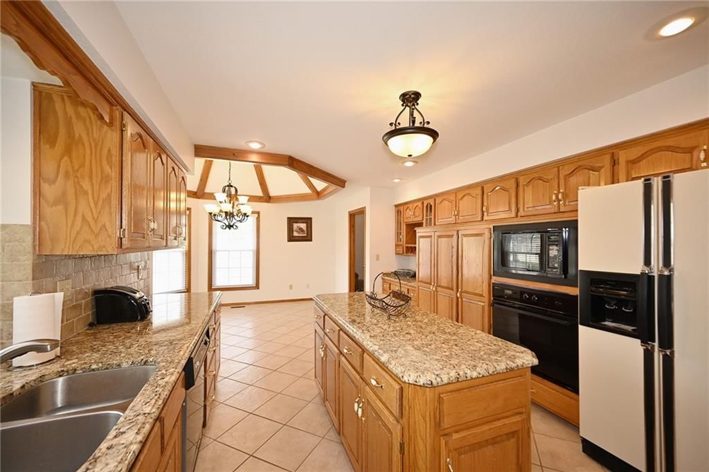 4305 Shady Lane Drive — photo 15