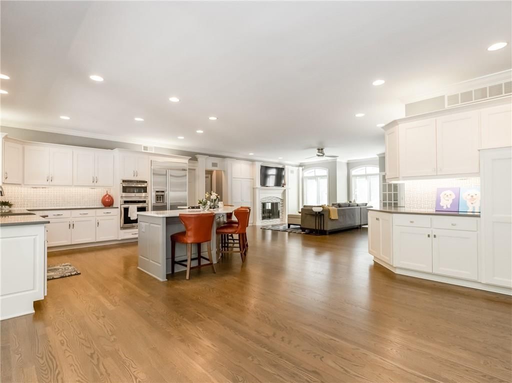 329 Mojave West Street — photo 15