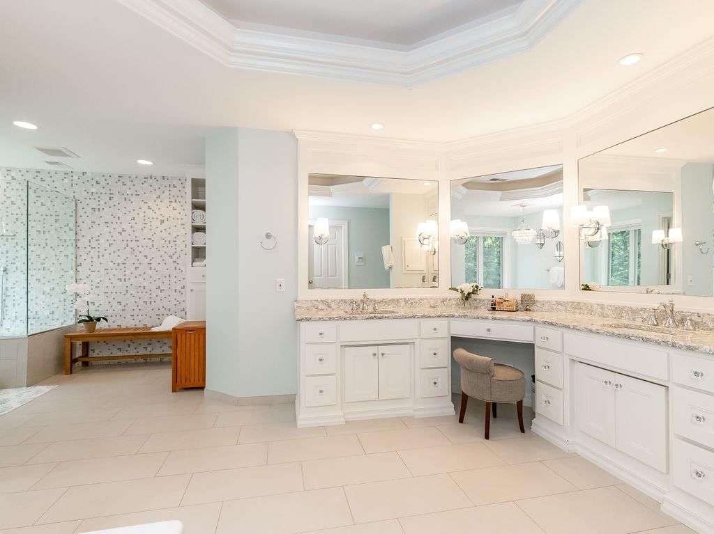 329 Mojave West Street — photo 32