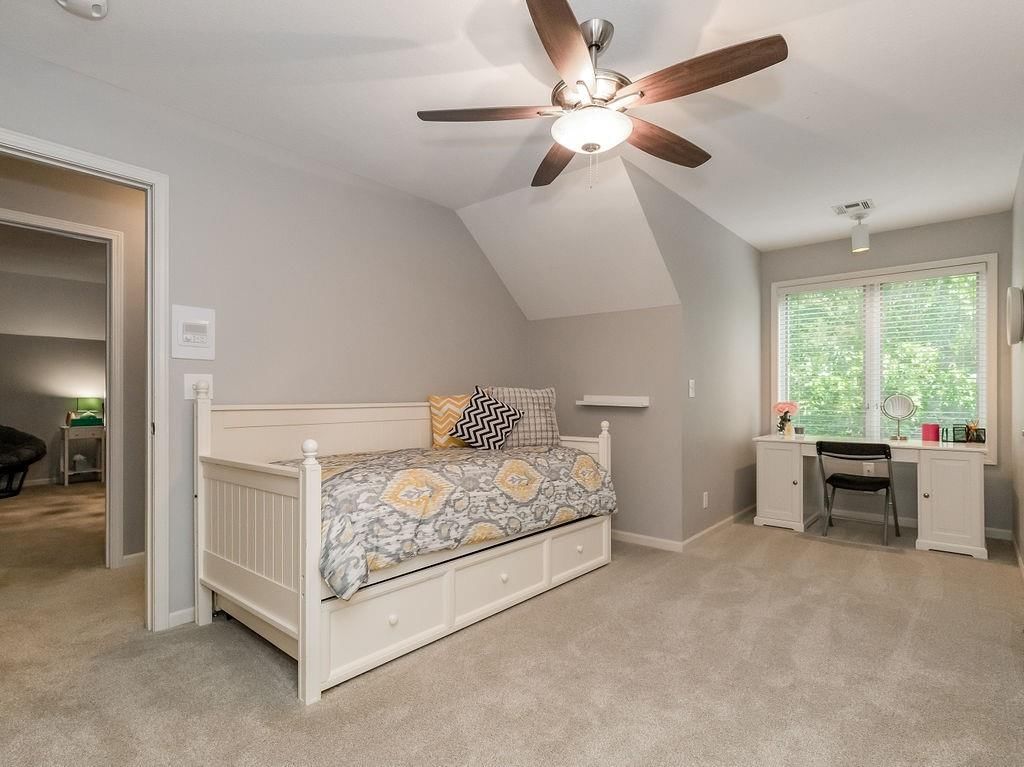 329 Mojave West Street — photo 36