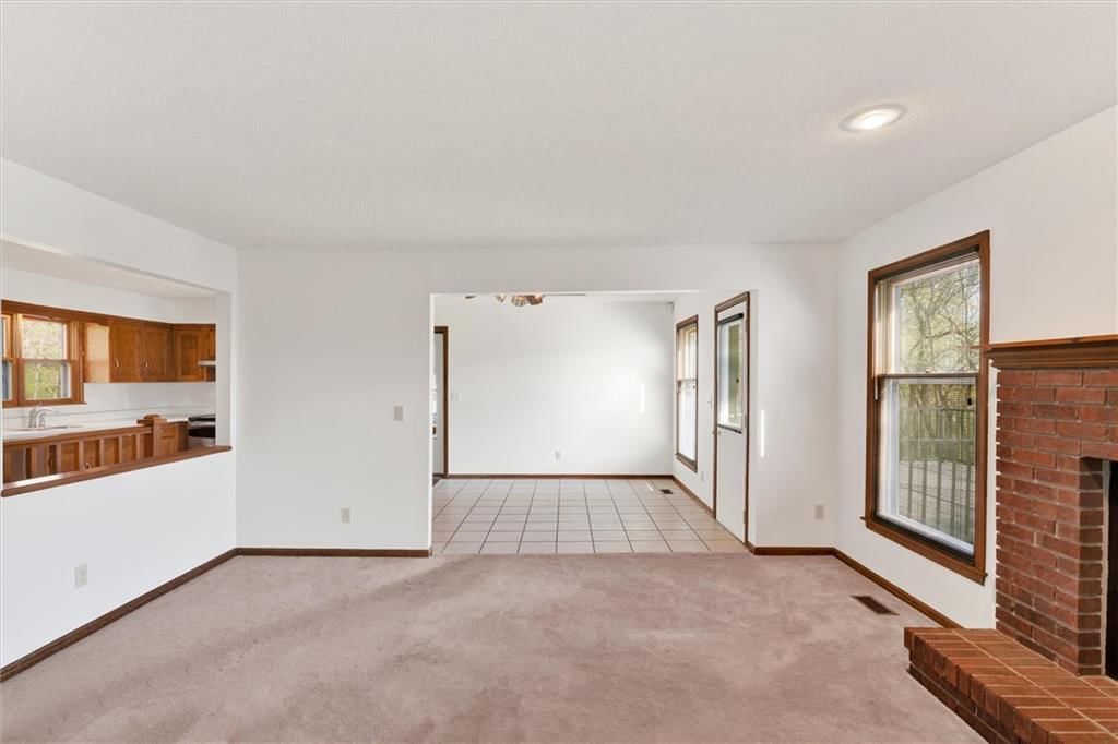 8110 High Street — photo 12