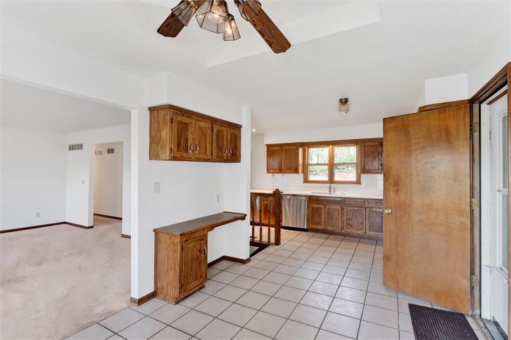 8110 High Street — photo 19