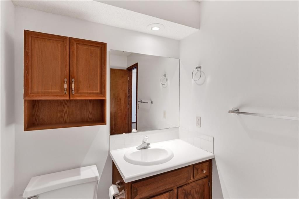 8110 High Street — photo 21