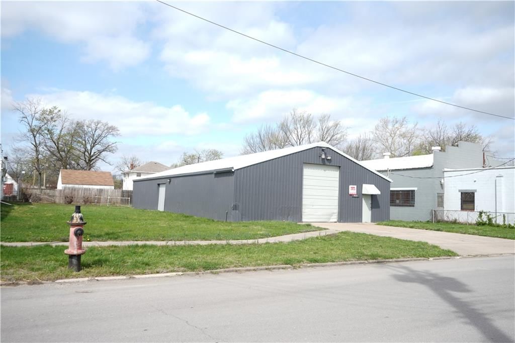 3822 Bennington Avenue — photo 9