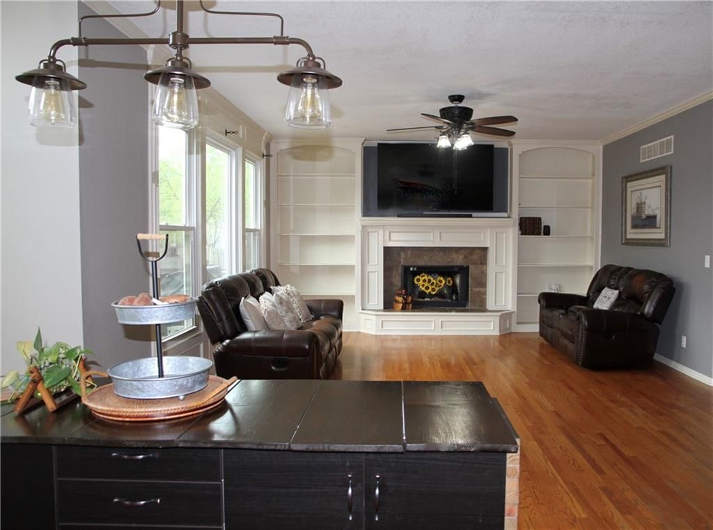 21718 W 54th Street — photo 13