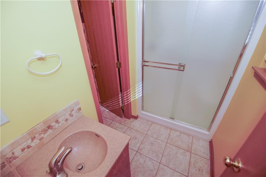 209 N Hudson Road — photo 14