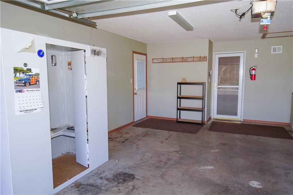 209 N Hudson Road — photo 20
