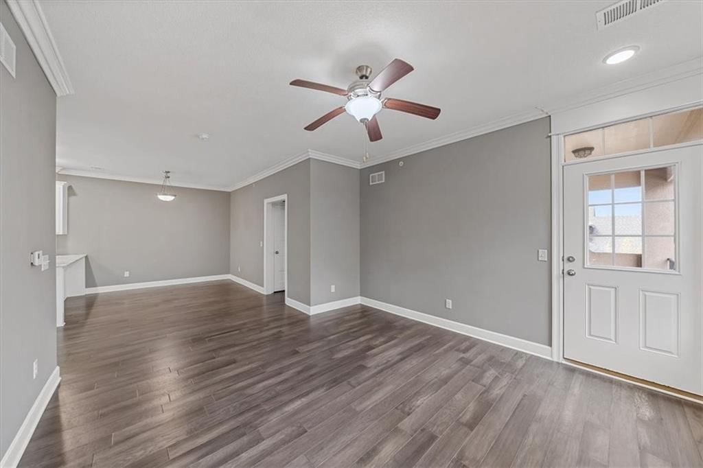 16019 Fontana Street — photo 13