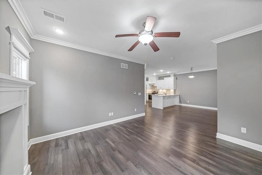 16019 Fontana Street — photo 14