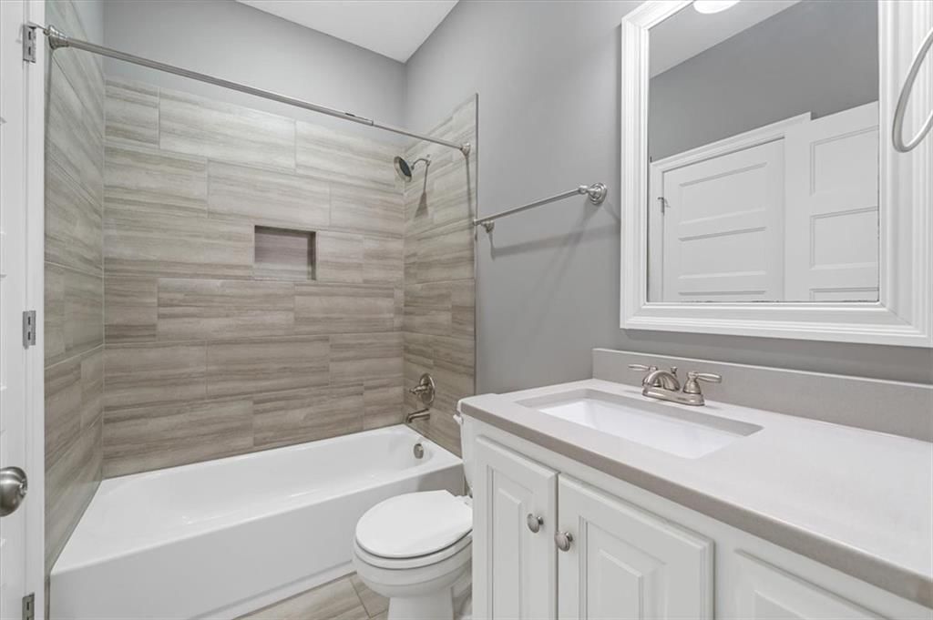 16019 Fontana Street — photo 26