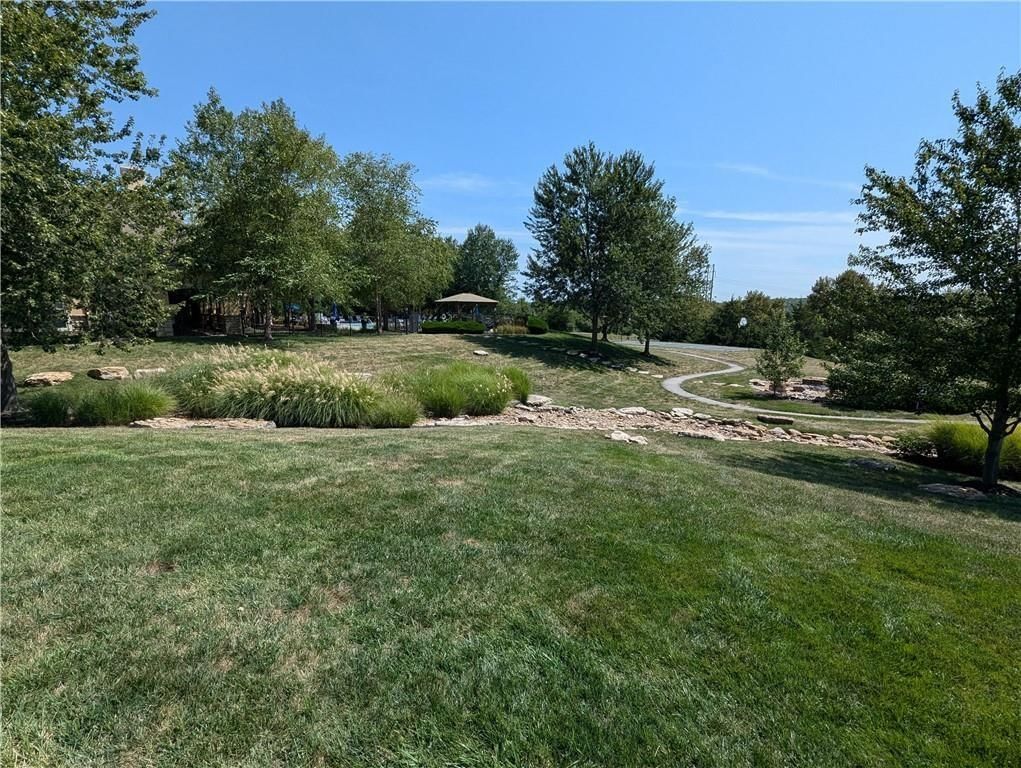 16019 Fontana Street — photo 42