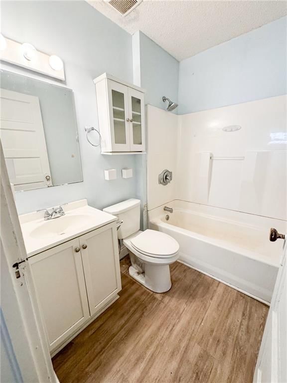 312 N Independence Street — photo 5