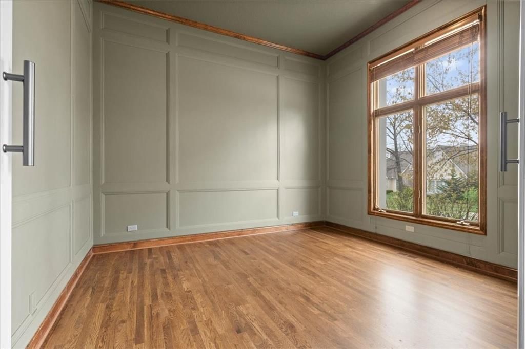 4933 Alden Road — photo 4