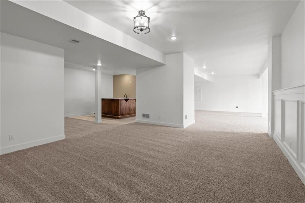 4933 Alden Road — photo 37