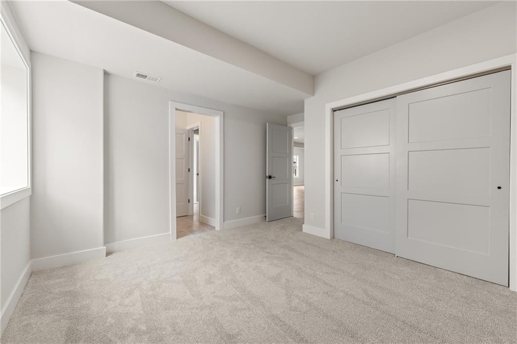 Photo 39 of 56 - 16929 Parkhill Street