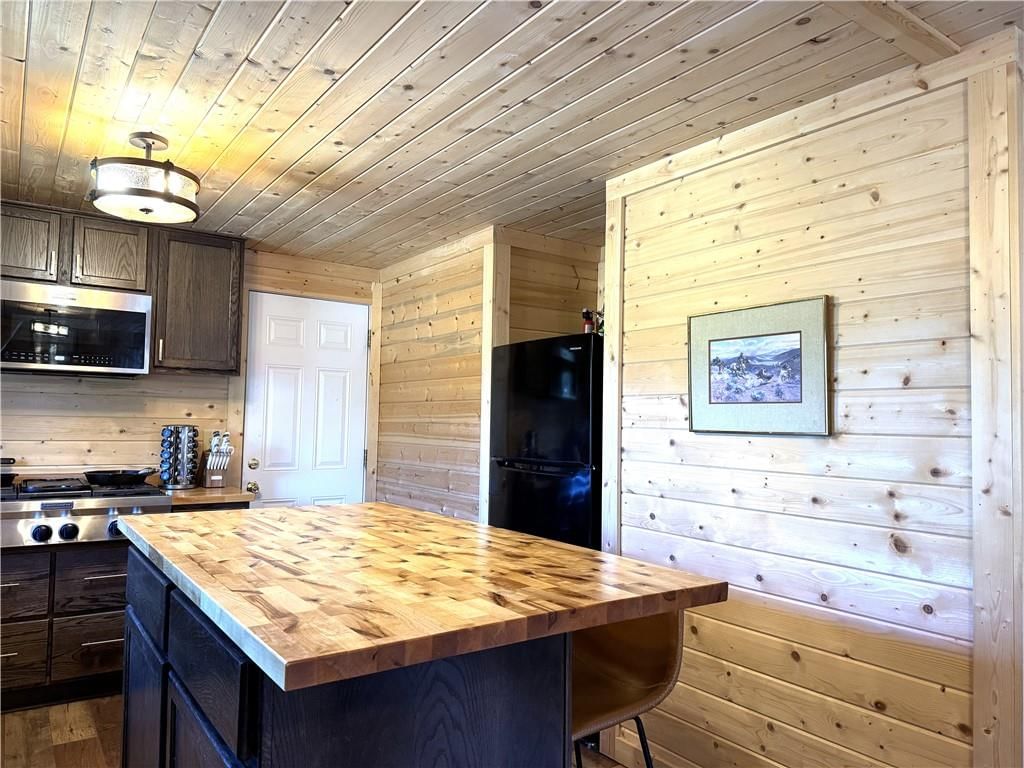 73 Maple Drive — photo 12