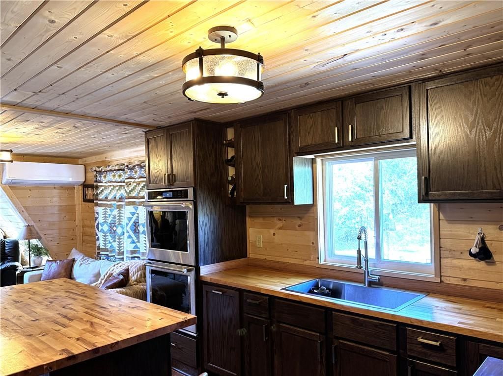 73 Maple Drive — photo 14