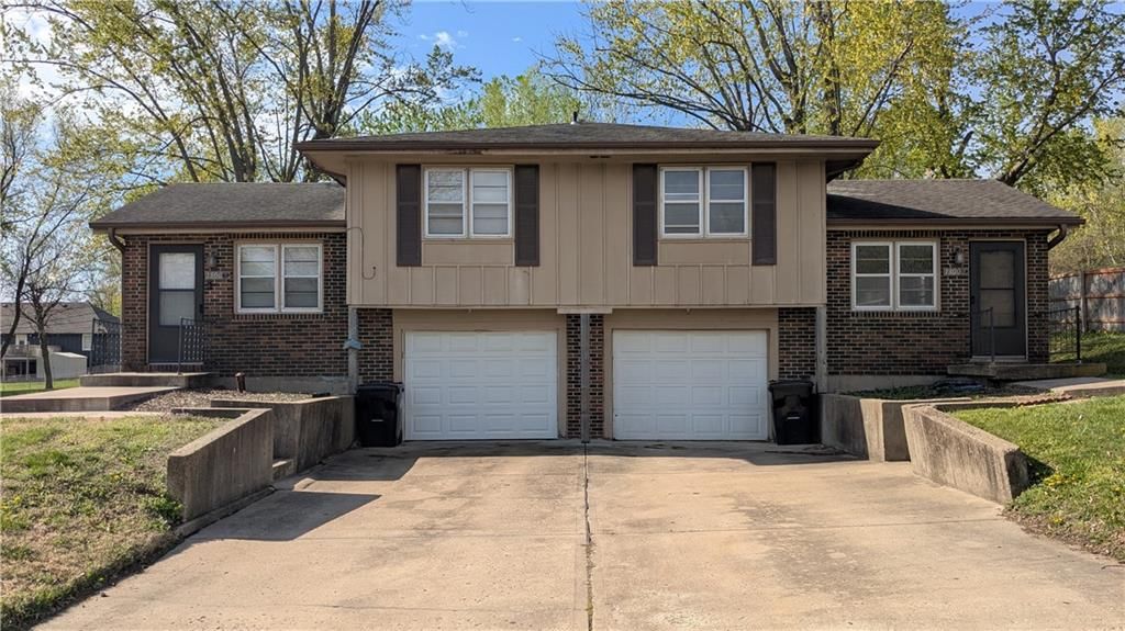 1300 Baltimore Street, Pleasant Hill, MO