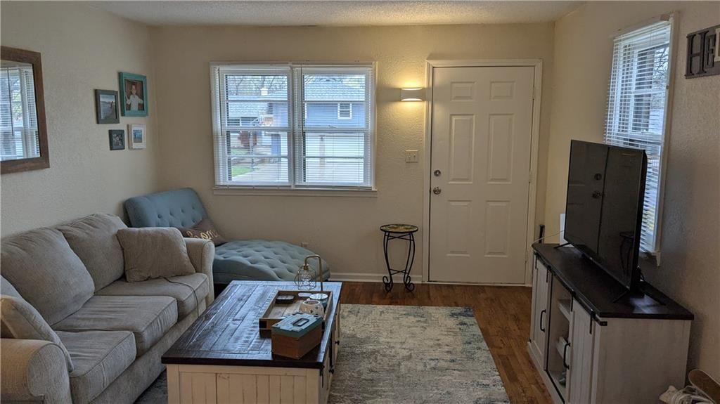 1300 Baltimore Street — photo 3