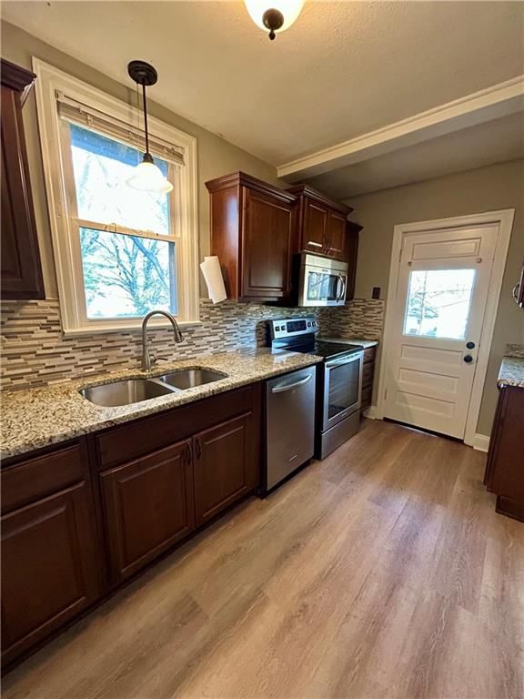 216 Pine Street — photo 16