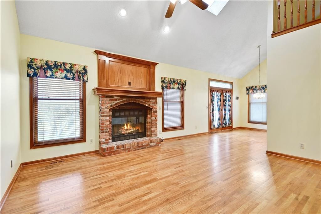 34625 N Rockville Road — photo 4