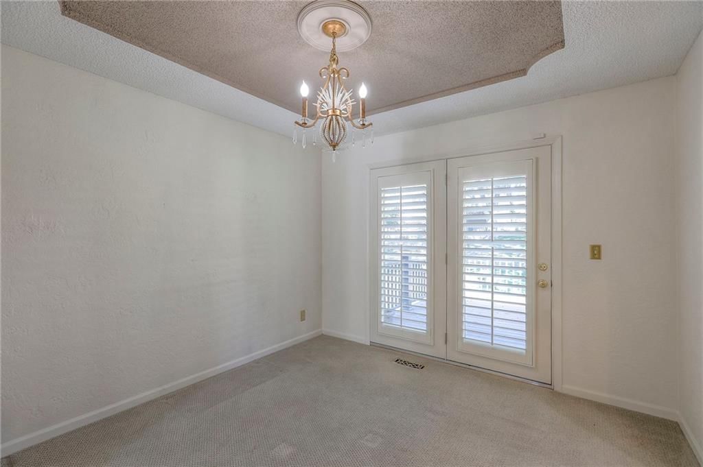 220 NW Aspen Street — photo 7