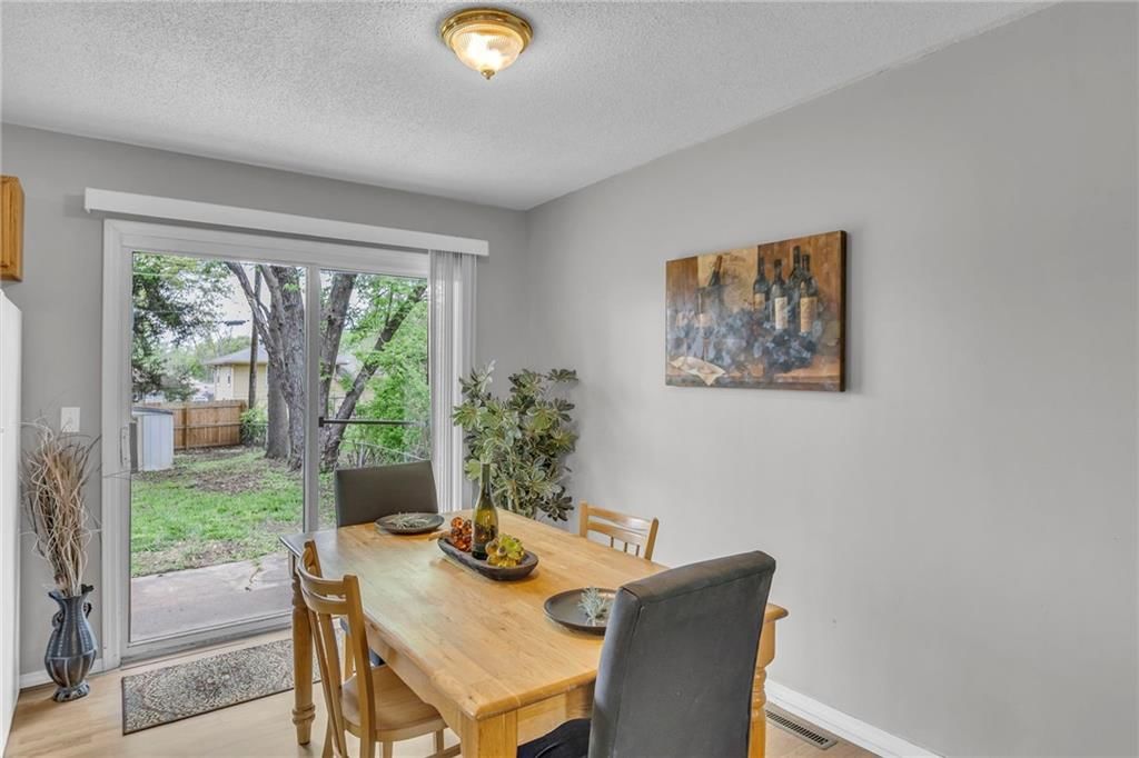 11802 Fremont Avenue — photo 10