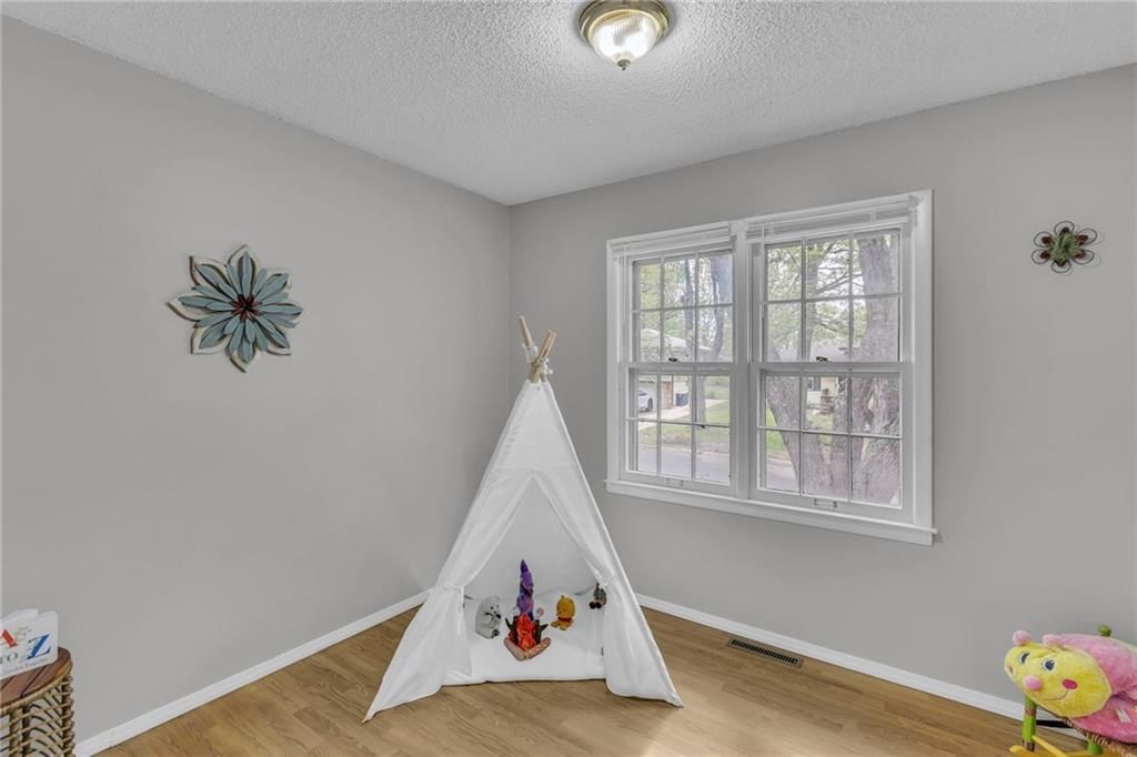 11802 Fremont Avenue — photo 22