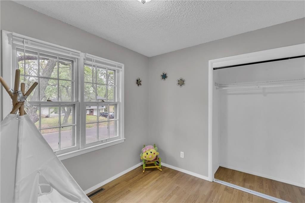 11802 Fremont Avenue — photo 23