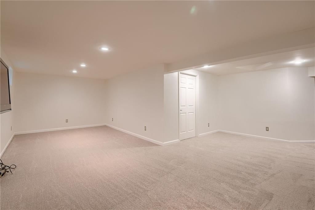2219 W 70th Terrace — photo 21