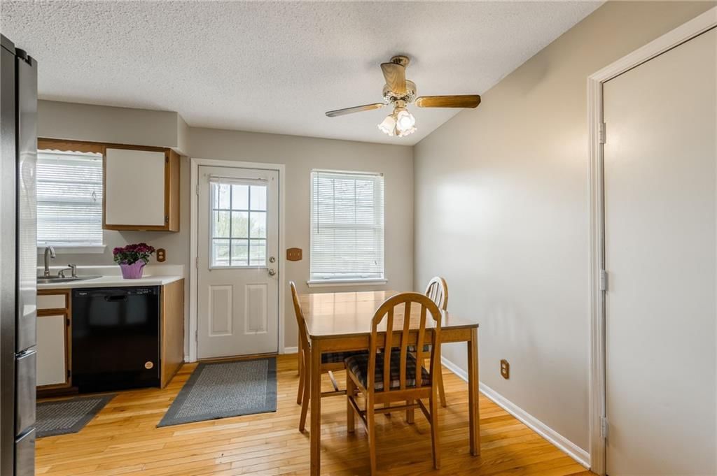 1402 Rose Street — photo 10