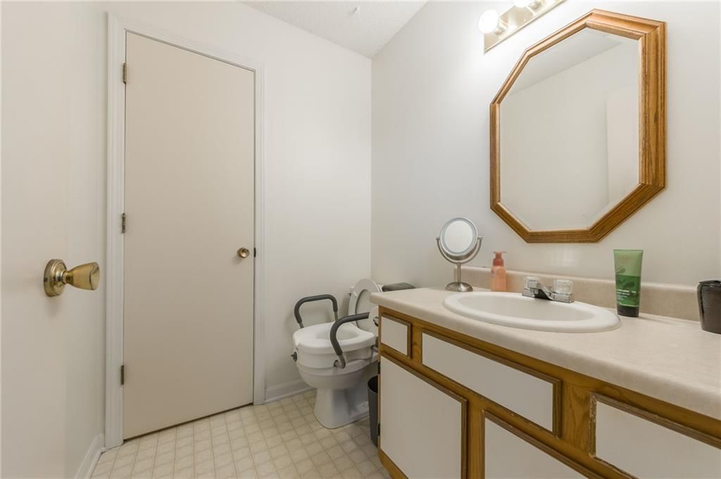 1402 Rose Street — photo 17