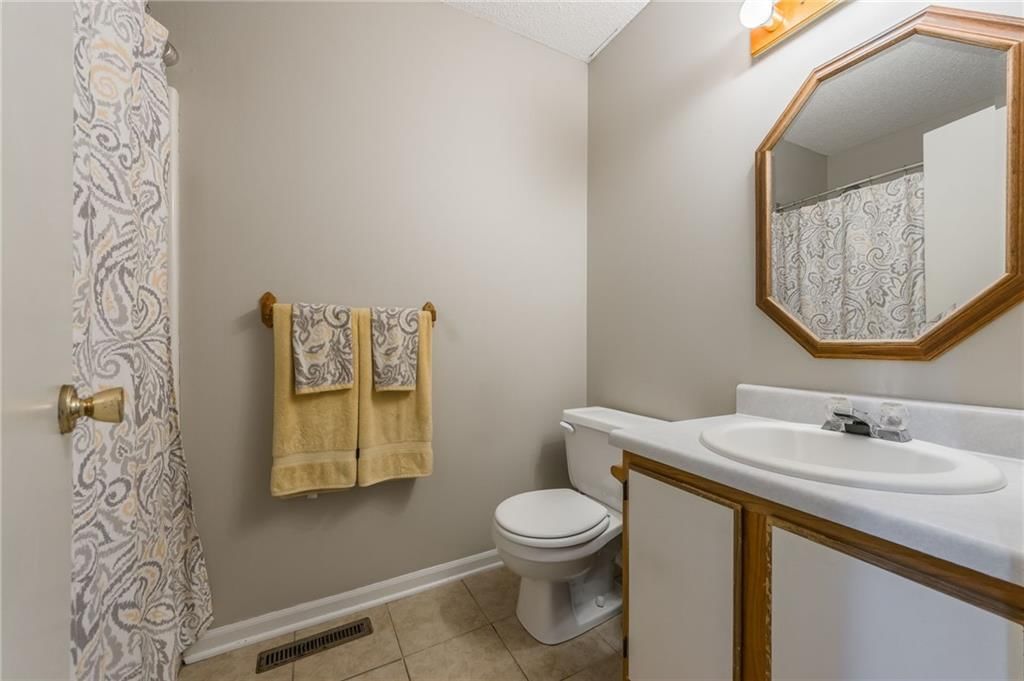 1402 Rose Street — photo 20