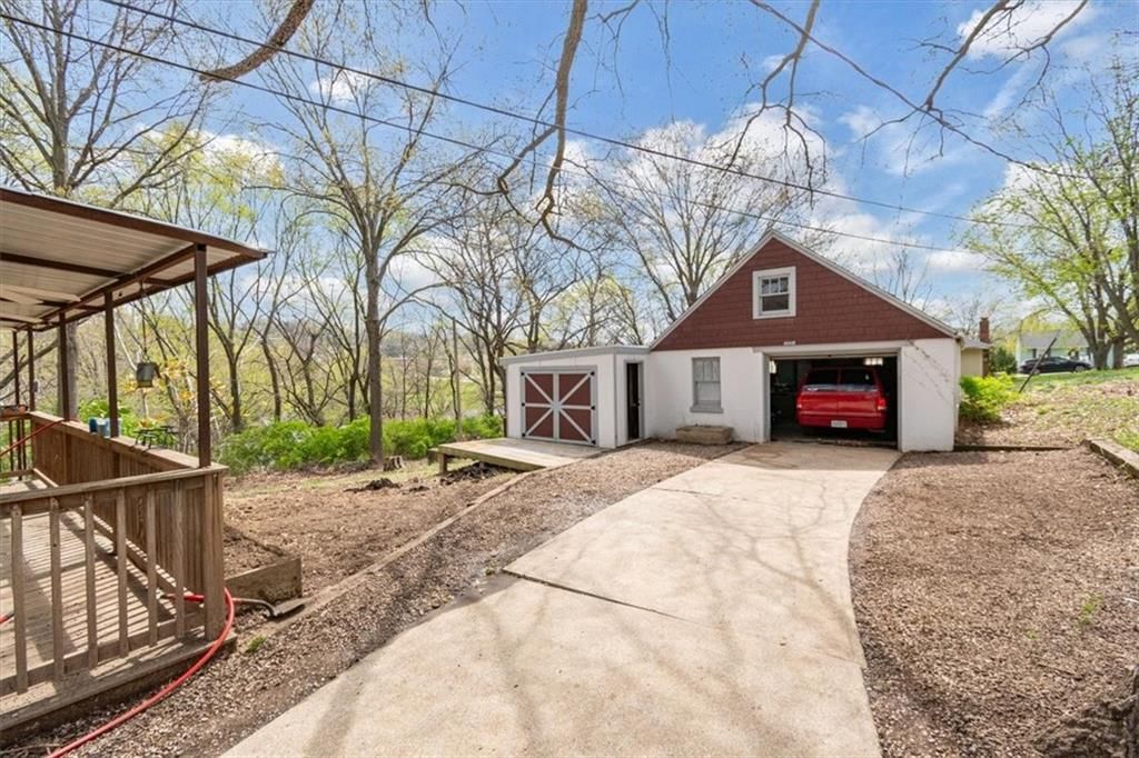 10815 Scarritt Avenue — photo 23