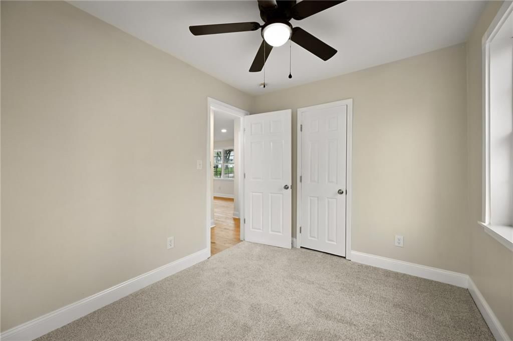 4913 Woodend Avenue — photo 11