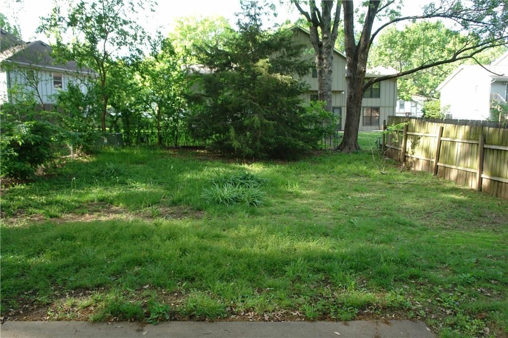 Photo 10 of 10 - 1912 E Cedar Street