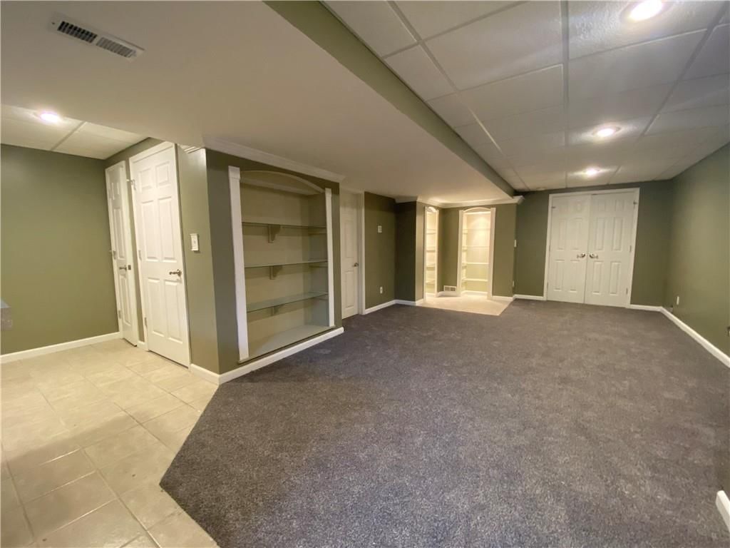 689 NE Clubhouse Drive — photo 19