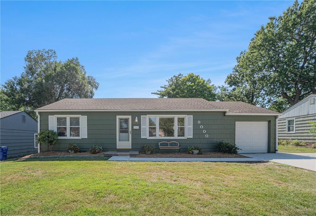 9000 Hardy Street, Overland Park, KS