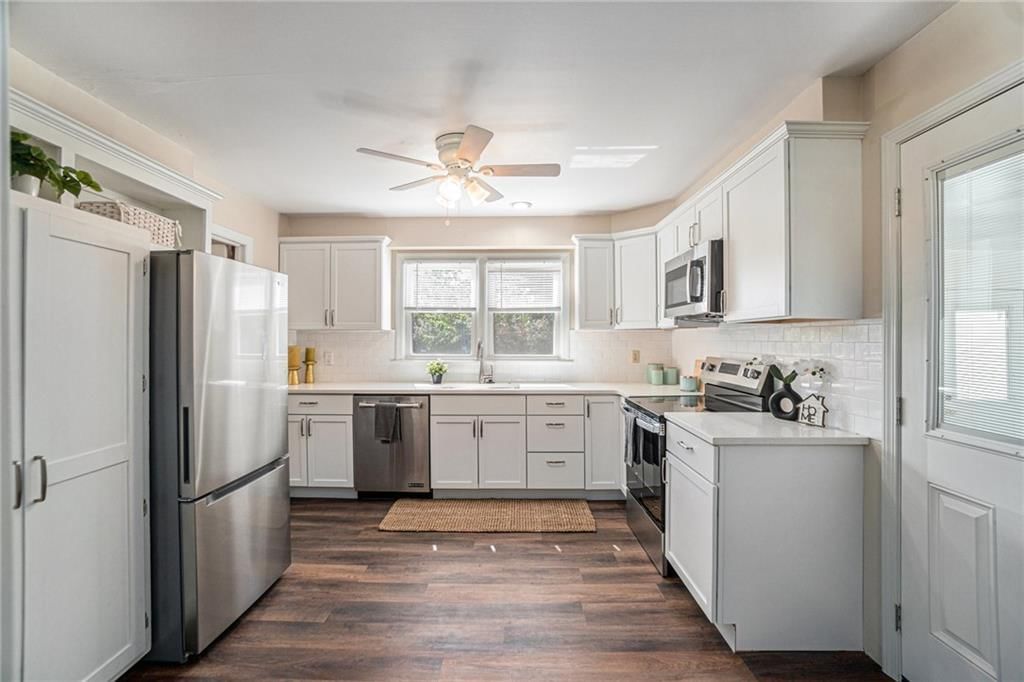 9000 Hardy Street — photo 14