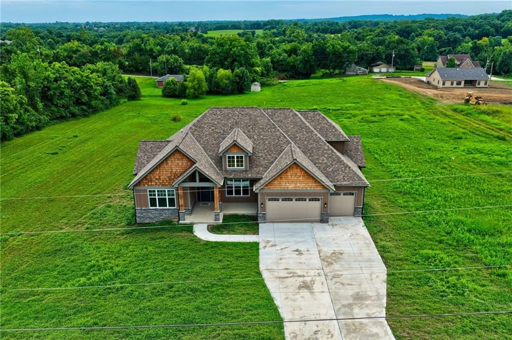 2017 Vilas Street, Leavenworth, KS
