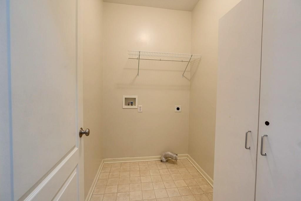 3905 NW Chapman Drive — photo 17