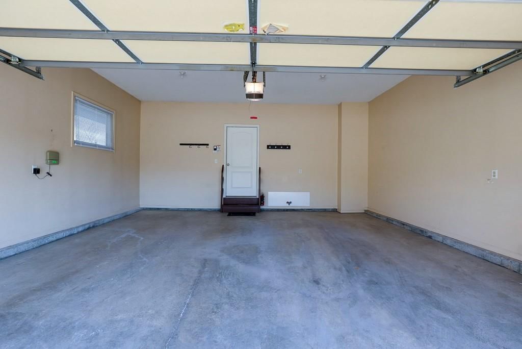 3905 NW Chapman Drive — photo 25