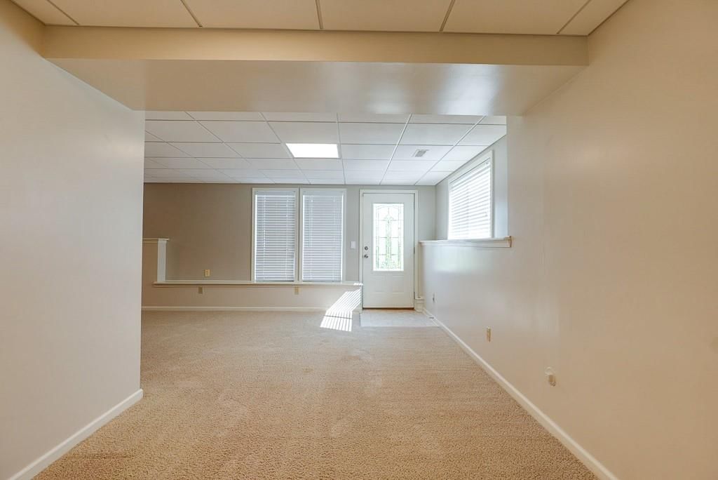 3905 NW Chapman Drive — photo 30