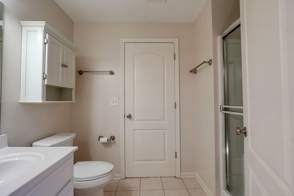 3905 NW Chapman Drive — photo 32