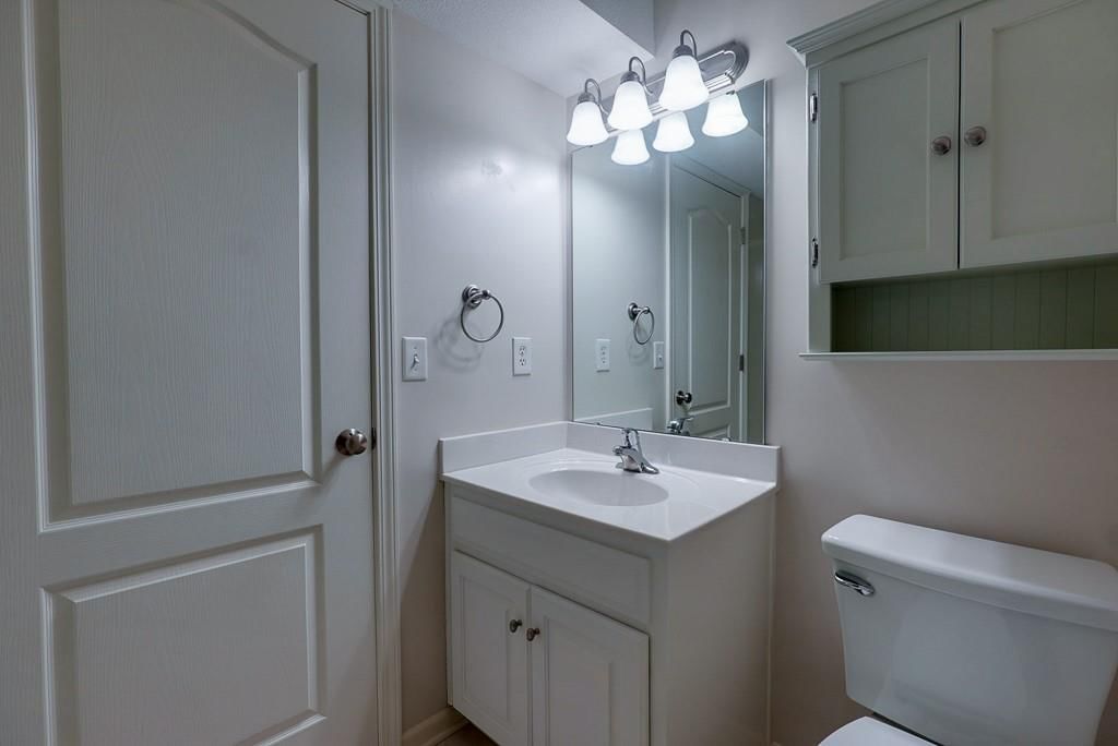 3905 NW Chapman Drive — photo 33
