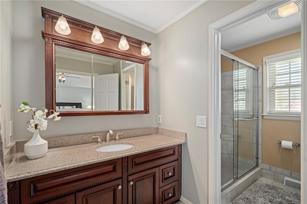 13010 W 77 Terrace — photo 29