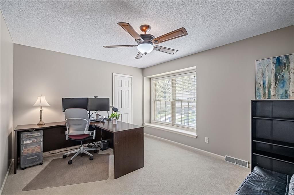 13010 W 77 Terrace — photo 31
