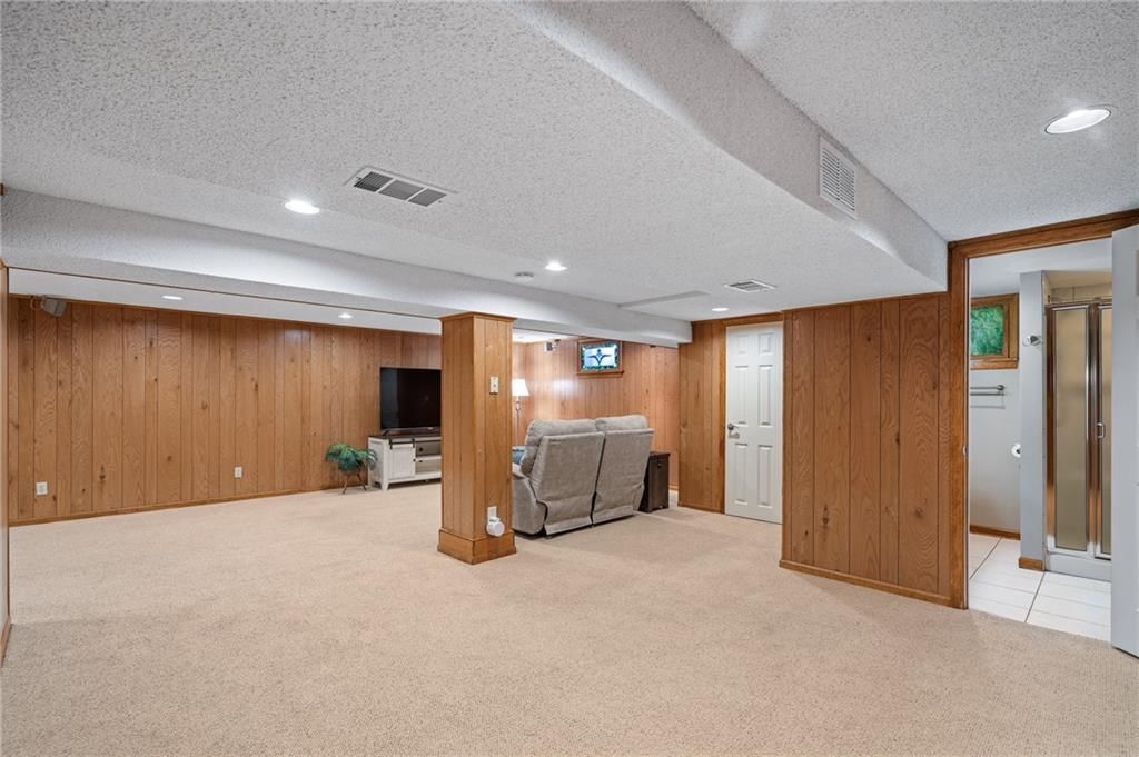 13010 W 77 Terrace — photo 37