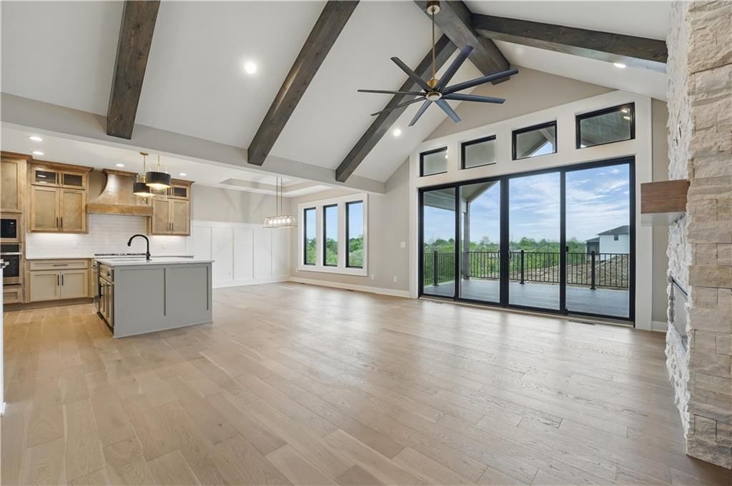 361 NW patch Court — photo 5
