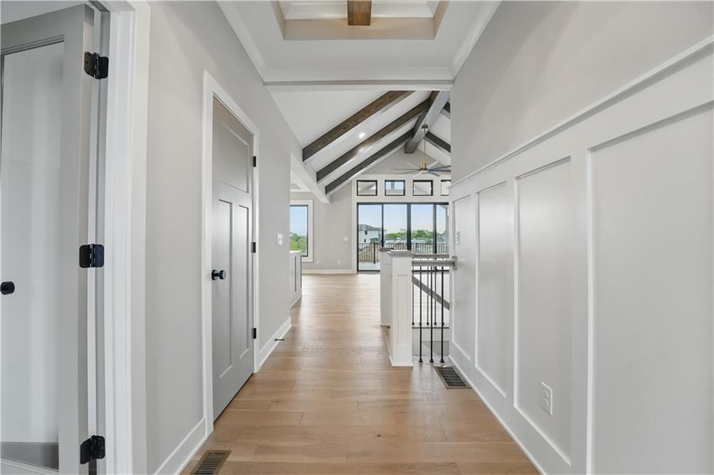 361 NW patch Court — photo 8